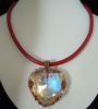 Collier pendentif Grand coeur Hyacinth cuir rouge