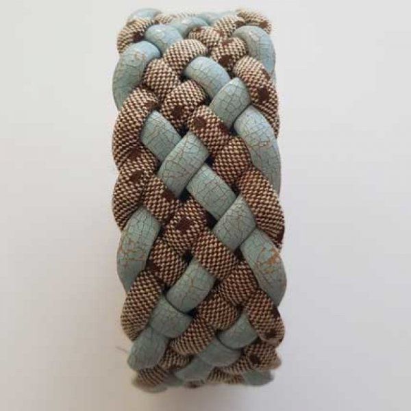 0.75 m&egrave;tre cuir tress&eacute; n&deg;30 35 mm