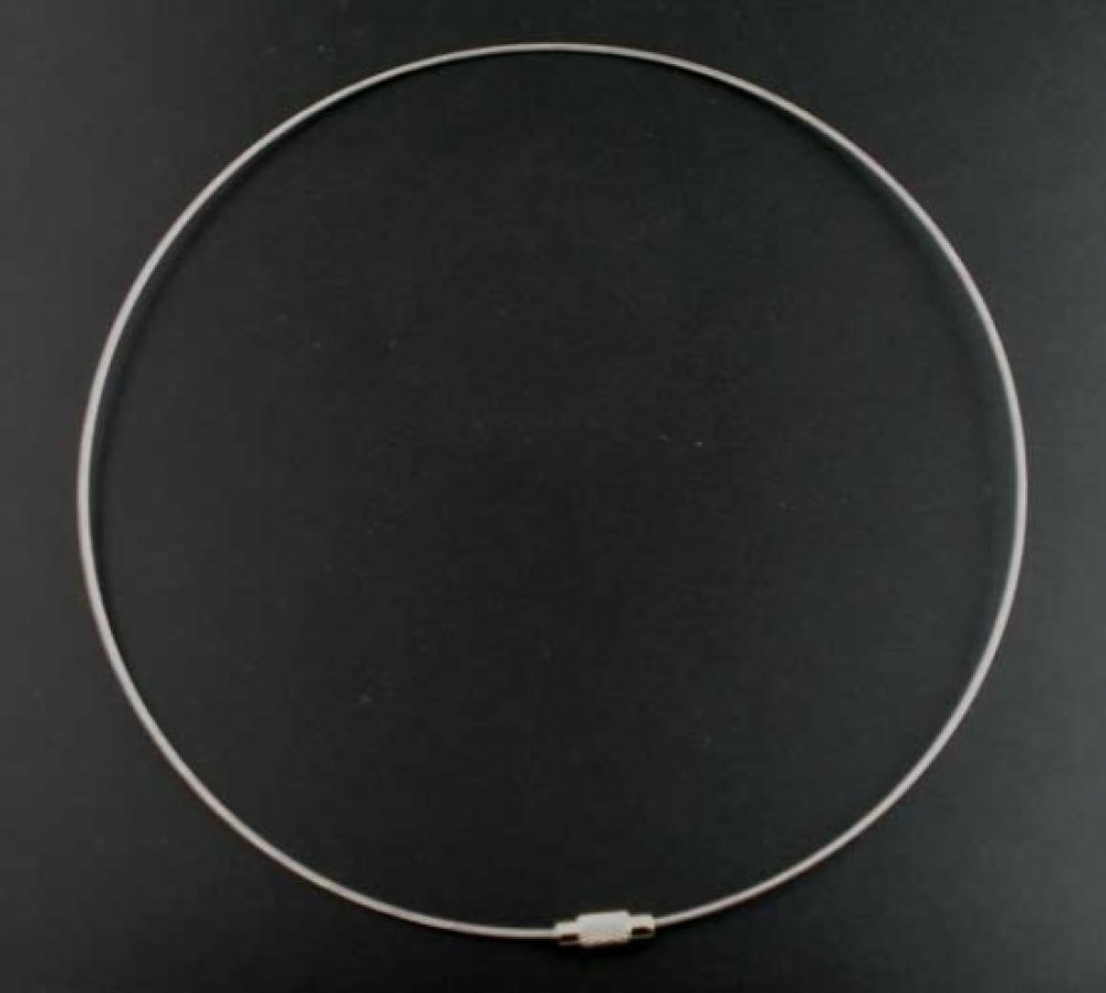 1 collier tour de cou fil câblé rigide gris fermoir à visser N°01