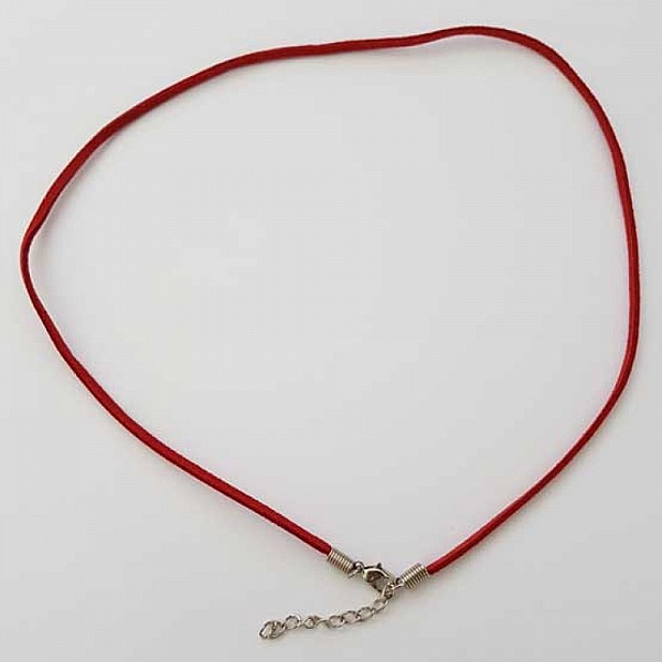 1 collier tour de cou su&eacute;dine rouge 51 cm fermoir mousqueton