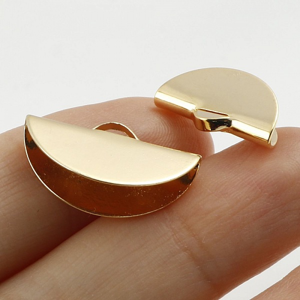 1 embout &agrave; coller sertissage demi lune 35 x 18 mm plaqu&eacute; or