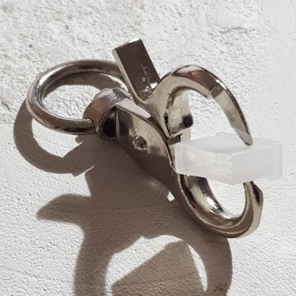 1 fermoir mousqueton portes cl&eacute; N&deg;04