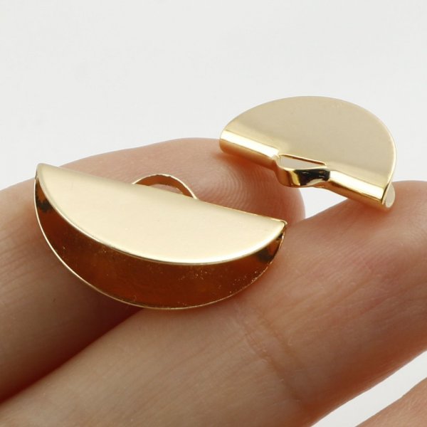 2 embouts &agrave; coller sertissages demi lune 15 x 09 mm plaqu&eacute; Or