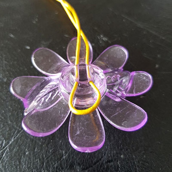 8 Fleurs N&deg;04 assortis