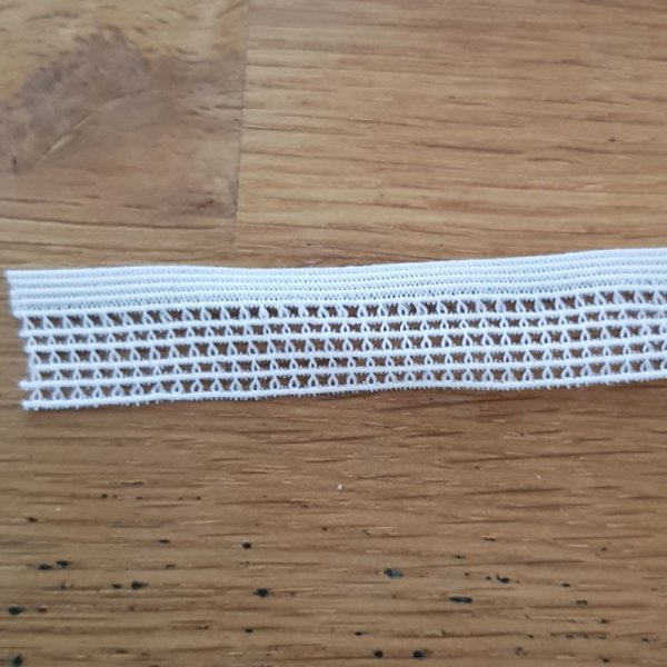 Au m&egrave;tre &Eacute;lastique blanc fantaisie 15 mm.