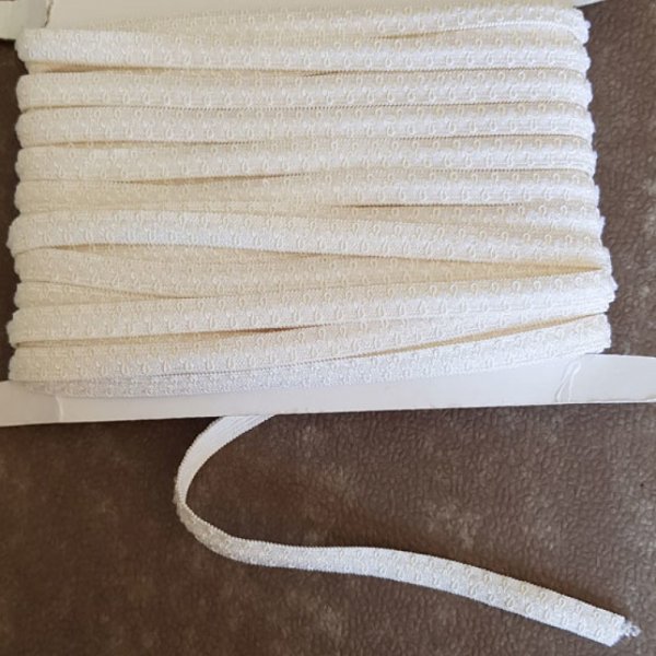 Au m&egrave;tre &Eacute;lastique blanc fantaisie 10 mm.