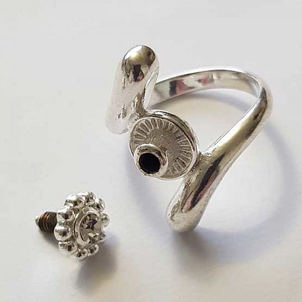 Bague pour perles europ&eacute;ennes &agrave; grand trou taille 9 N&deg;02