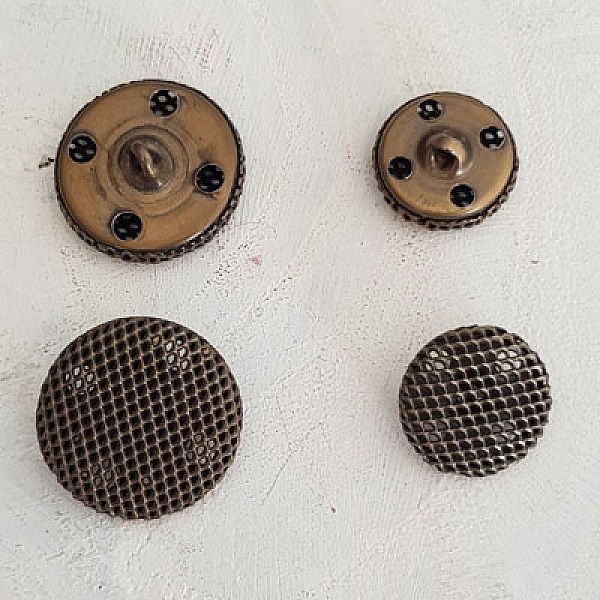 Bouton N&deg;18 de 15 mm Rond