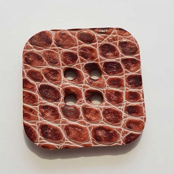 Bouton cuir vintage Carr&eacute; 44 mm N&deg;07