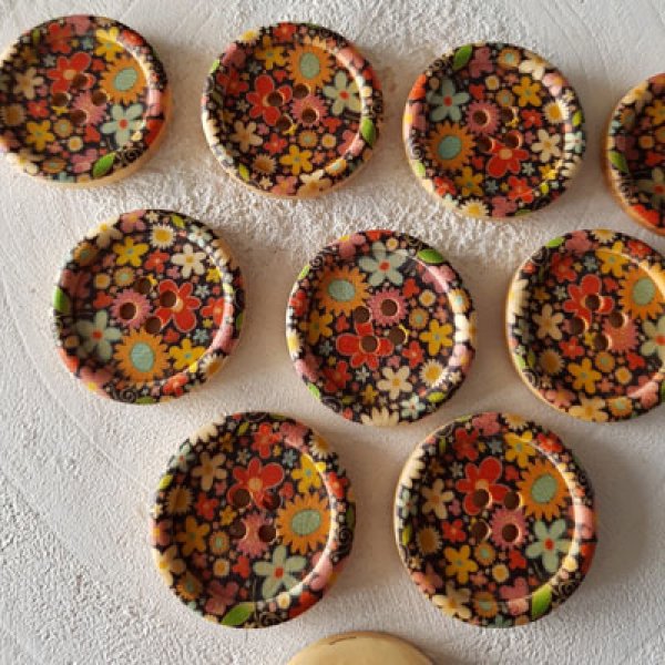 Bouton en bois fleurs 30 mm N&deg;12 x 10 pi&egrave;ces