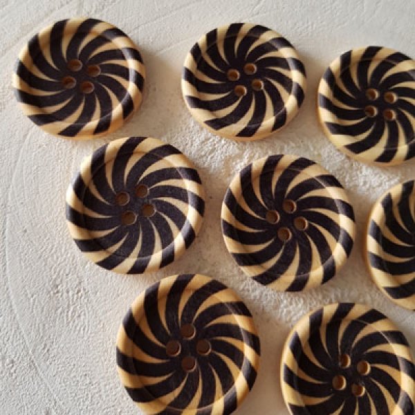 Bouton en bois fleurs 30 mm N&deg;16 x 10 pi&egrave;ces