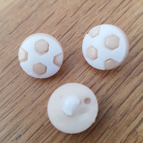 Bouton fantaisie &agrave; motifs pour enfants ballon de foot N&deg;05 beige