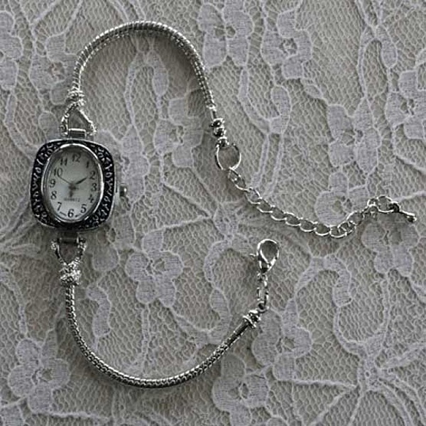 Bracelet Cha&icirc;ne pour Cadran de Montre Style Europ&eacute;en avec Fermoir Mousqueton 8.5 X 9.5 Cm