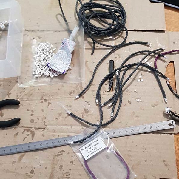 Bracelet Clip Europ&eacute;en tress&eacute; Uni 02 DU 15 AU 23 CM Marron Fonc&eacute;