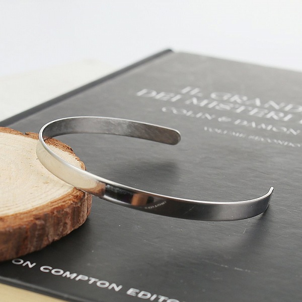 Bracelet Manchette Jonc 5 mm en Acier Inoxydable N&deg;01