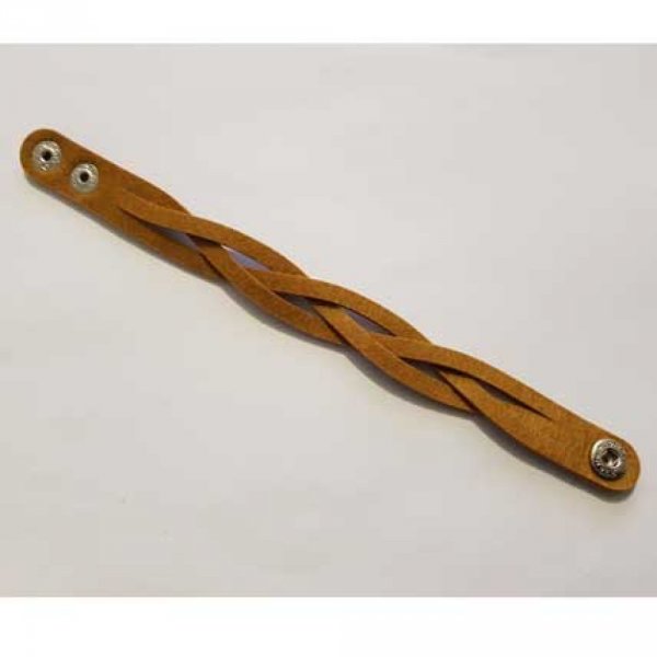 Bracelet en cuir tress&eacute; marron