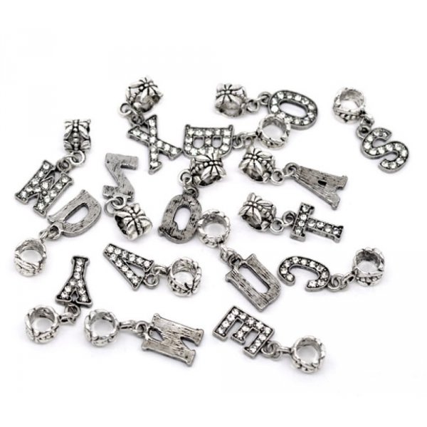 Breloque Alphabet 03 Lettre Q et Strass