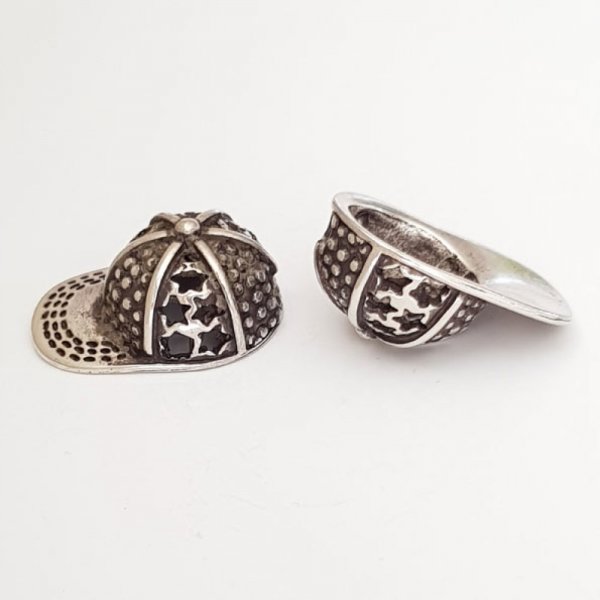 Breloque Chapeau N&deg;07 en zamak