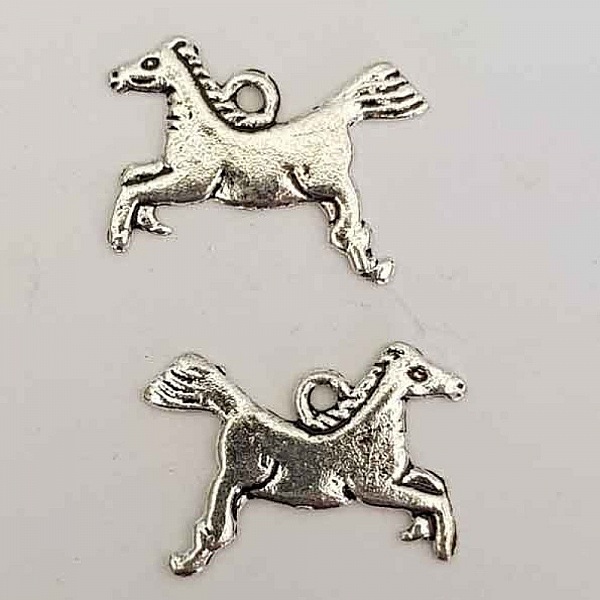 Breloque Cheval N&deg;02