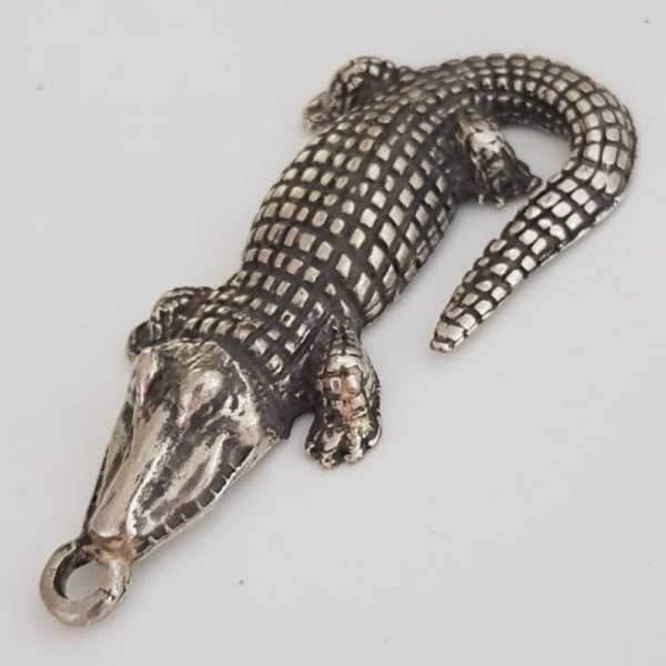Breloque Crocodile N&deg;01 ZAMAK (PLAQU&Eacute; ARGENT)