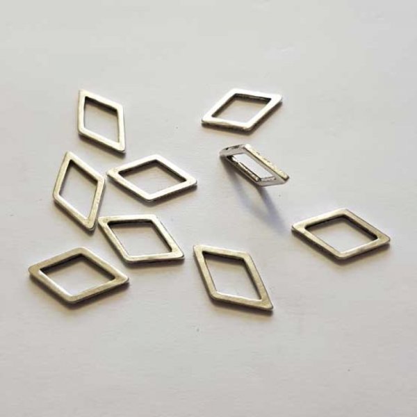 Breloque Divers N&deg;095 Pendentif Connecteur Losange