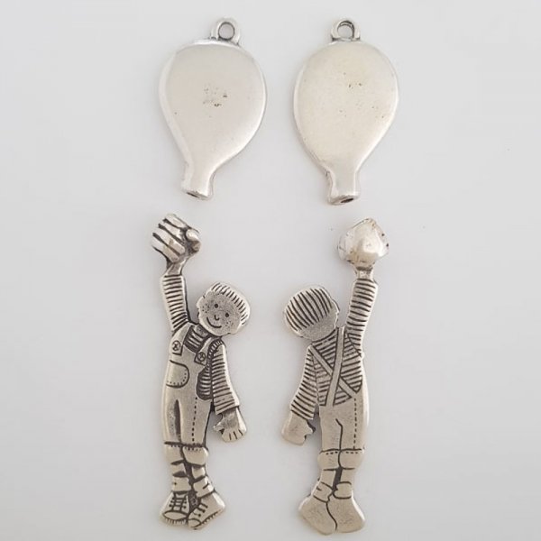 Breloque Enfant N&deg;41-03 Zamak (Plaqu&eacute; Argent)