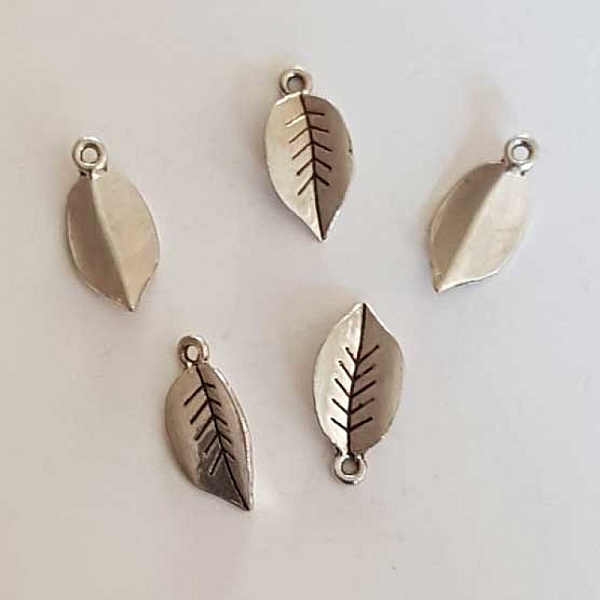 Breloque Fleur M&eacute;tal N&deg;149 Argent