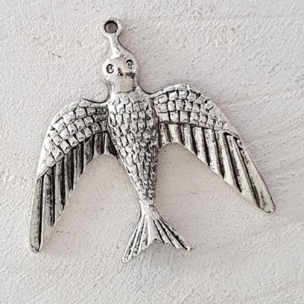 Breloque Hirondelle N&deg;01-36 x 36 mm.