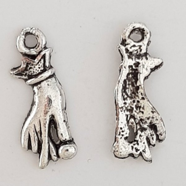 Breloque Main N&deg;11