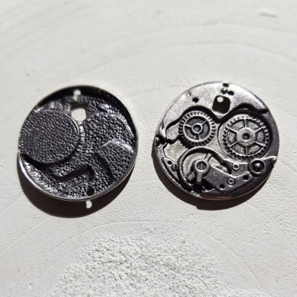 Breloque M&eacute;canisme Horloge N&deg;04