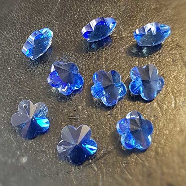 Breloque Pendentif en verre facett&eacute; fleur N&deg;04-03