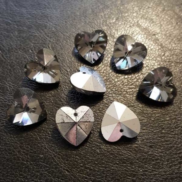 Breloque Pendentif en verre facett&eacute; Coeur N&deg;01-02