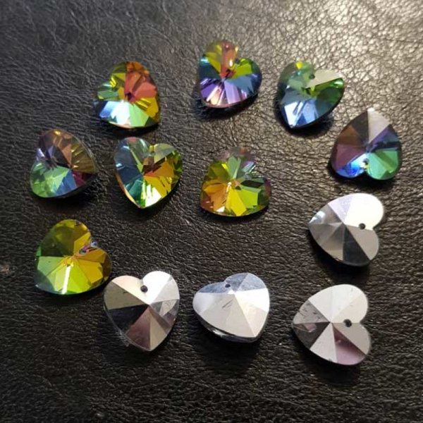 Breloque Pendentif en verre facett&eacute; Coeur N&deg;01-05