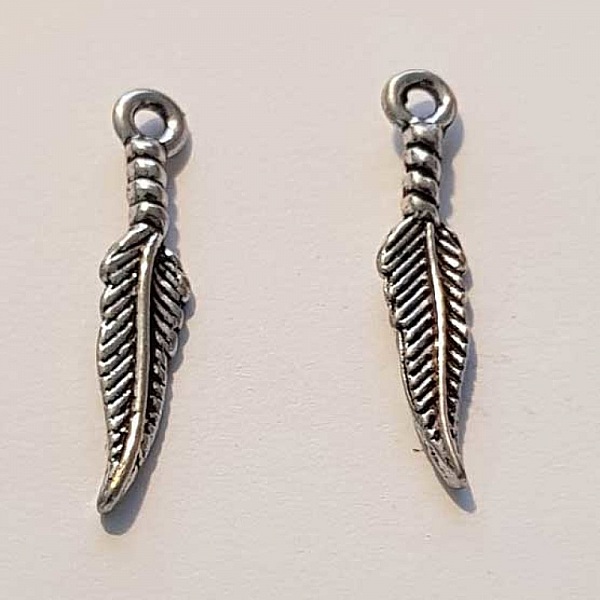 Breloque Plume N&deg;04 Argent