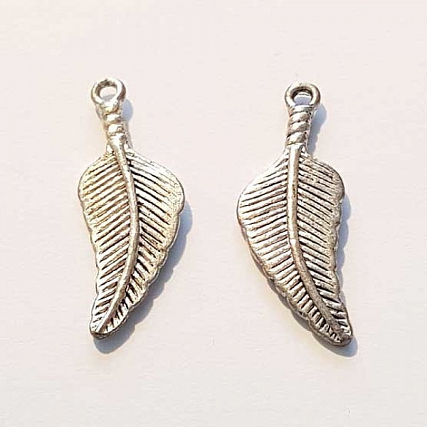 Breloque Plume N&deg;10 Argent