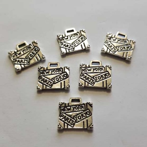 Breloque Sac N&deg;26 Valise Argent