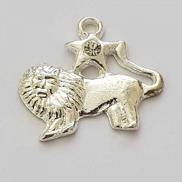 Breloque Signe Zodiaque Lion M&eacute;tal Argent&eacute; N&deg;04 avec strass