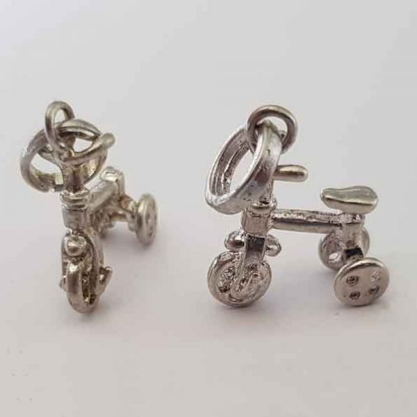 Breloque Tricycle N&deg;01