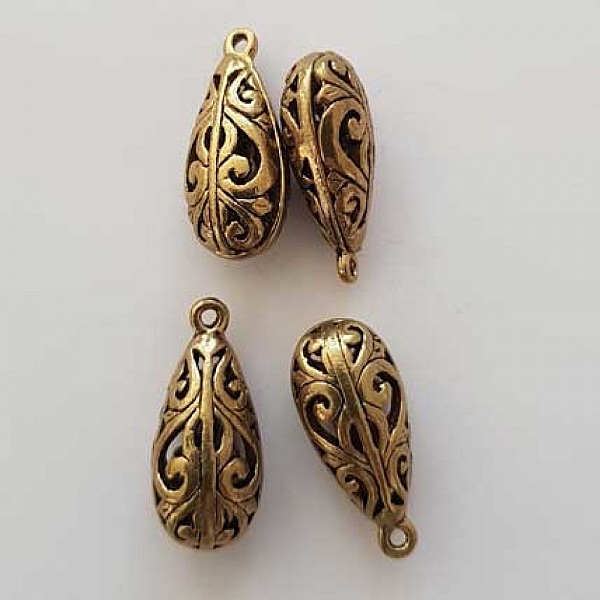 Breloque goutte ajour&eacute; N&deg;03-02