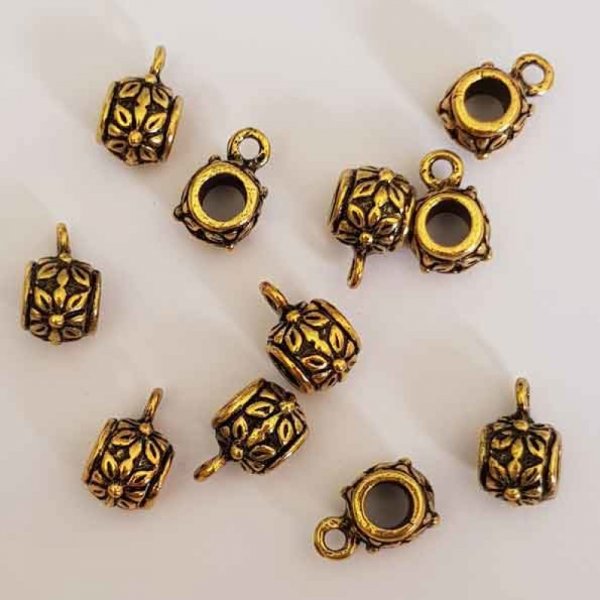 B&eacute;li&egrave;re N&deg;03