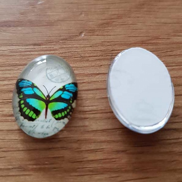 Cabochon Ovale 13 x 18 mm Papillon N&deg;02
