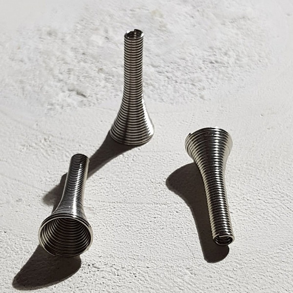 Coupelle C&ocirc;ne calotte Spirale N&deg;02 X 2 Pi&egrave;ces Argent Vieilli.