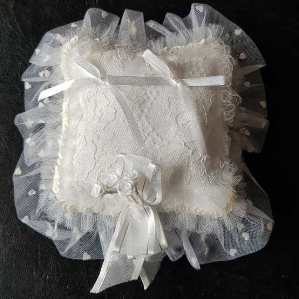 Coussin pour alliances de mariage Blanc