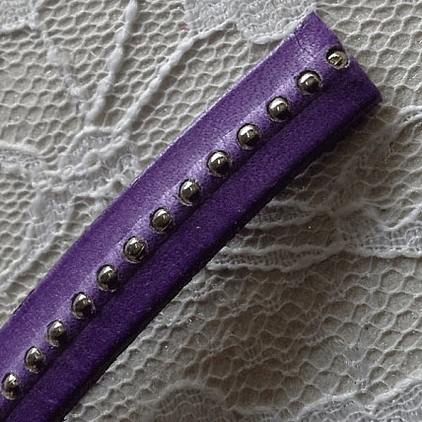 Cuir Bille Violet de 10 mm avec cha&icirc;nette bille nickel free par 20 cm