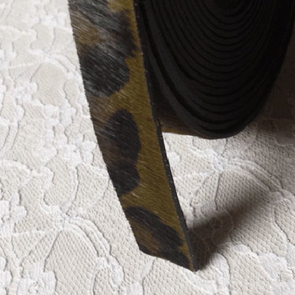Cuir Camouflage de 20 mm par 20 cm