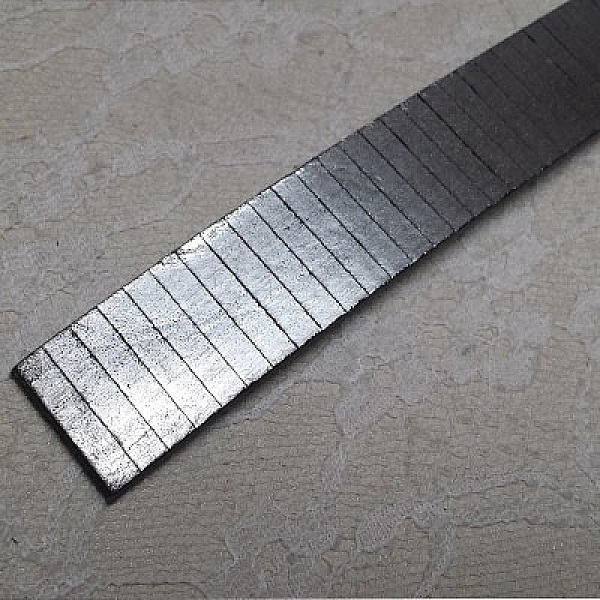 Cuir Rectangle Argent de 20 mm par 20 cm
