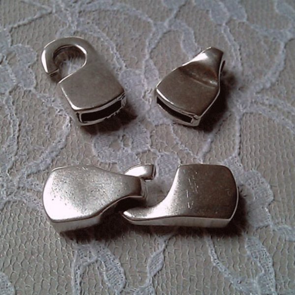 Fermoir crochet zamak pour cuir 10 mm
