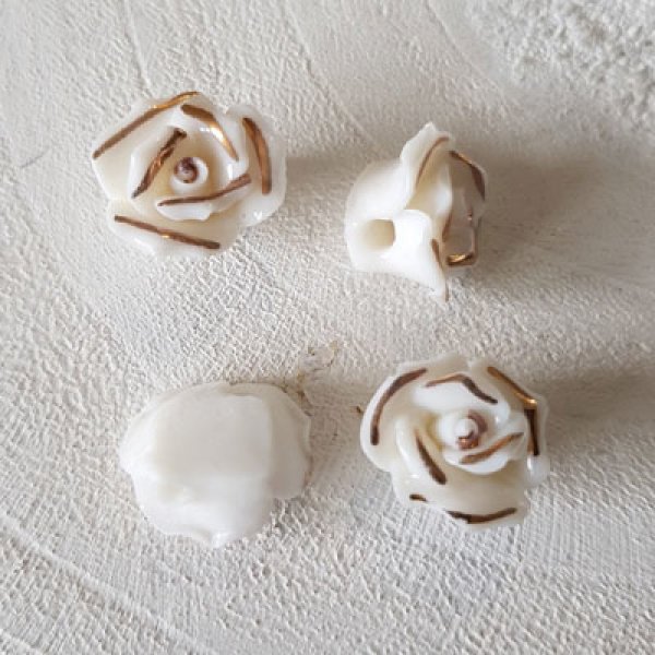 Fleur Fa&iuml;ence 15 mm N&deg;01-01 Blanc 