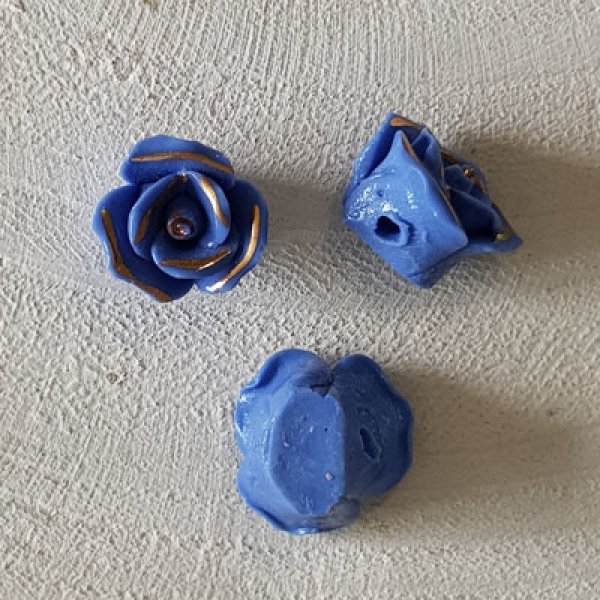 Fleur Fa&iuml;ence 15 mm N&deg;01-03 Bleu