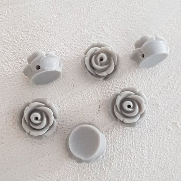 Fleur Synth&eacute;tique 11 mm N&deg;01-05 Gris clair